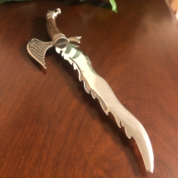 Unicorn Dagger - Picture 2 of 5